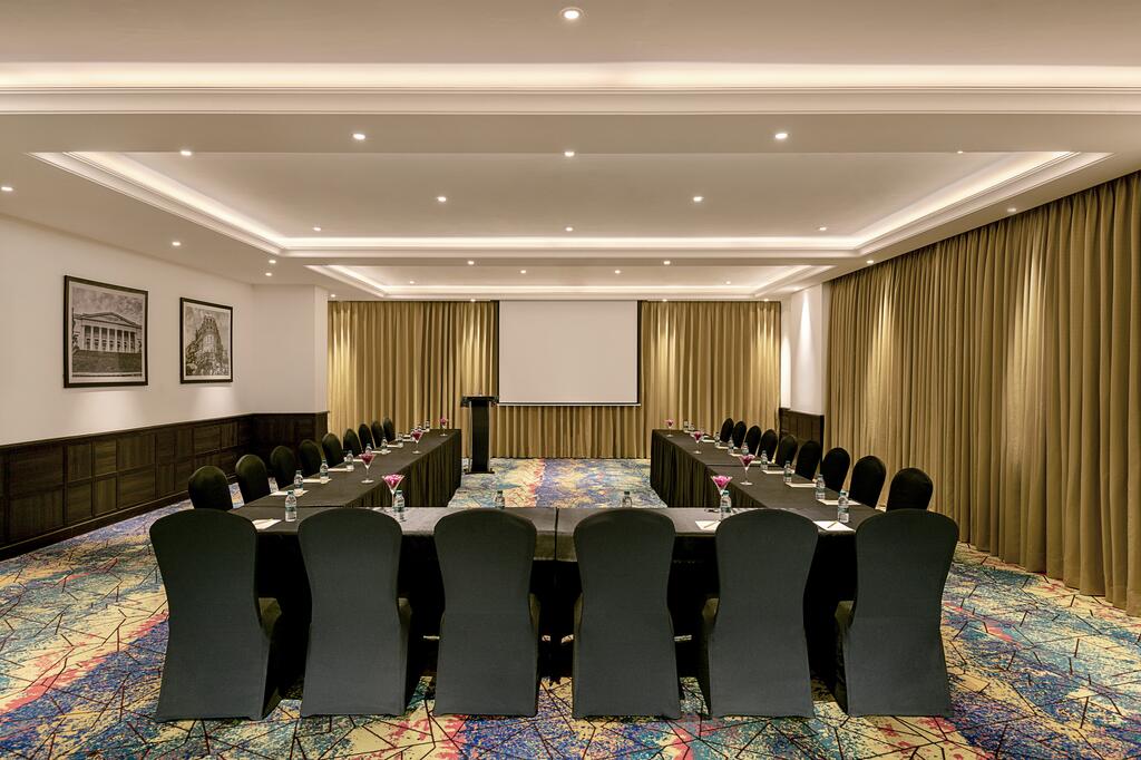 Lemon Tree Premier Mumbai Intl. Airport,Mumbai Airport, Mumbai,,5 star