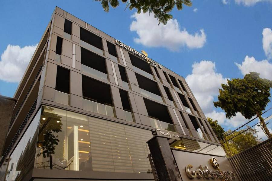 Golden Keys Inn,Ashok Vihar,3 star